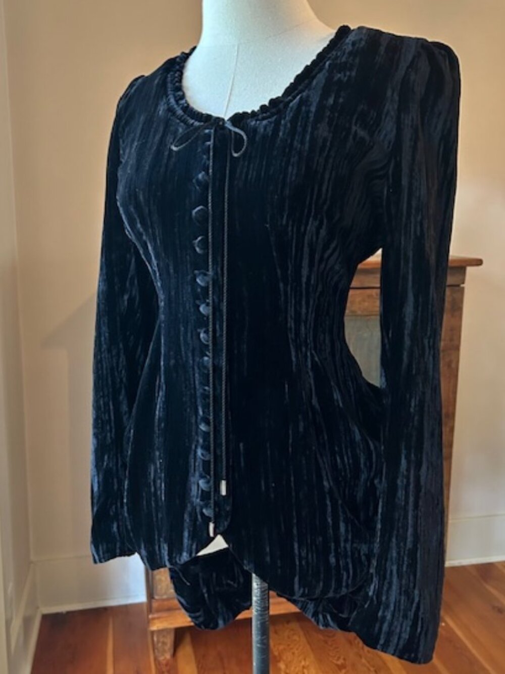 Vintage Y2K Betsey Johnson Black Crushed Velvet Bustle Top